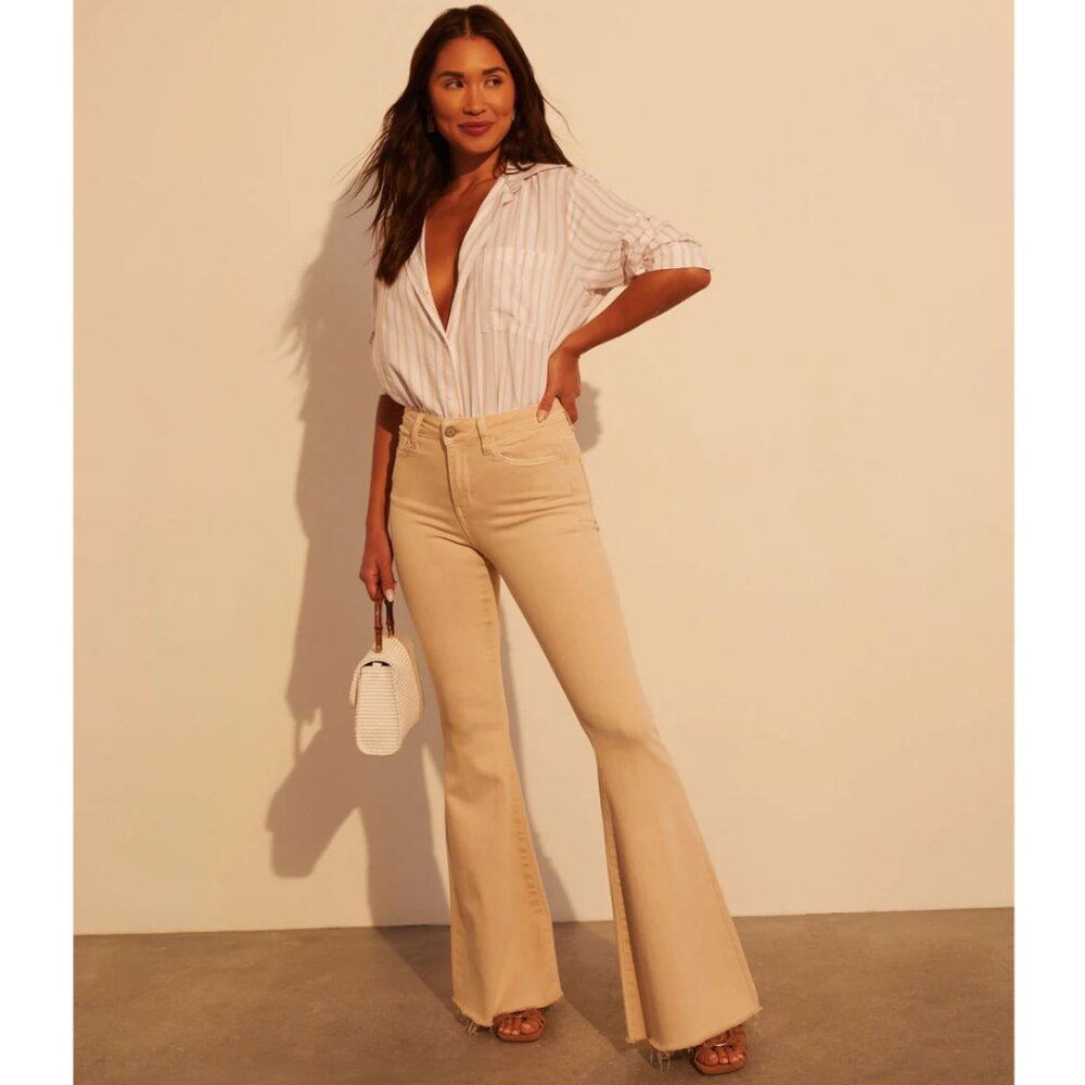 High Rise Flare Frayed Hem Jeans in Beige size 26 - Picture 3 of 6